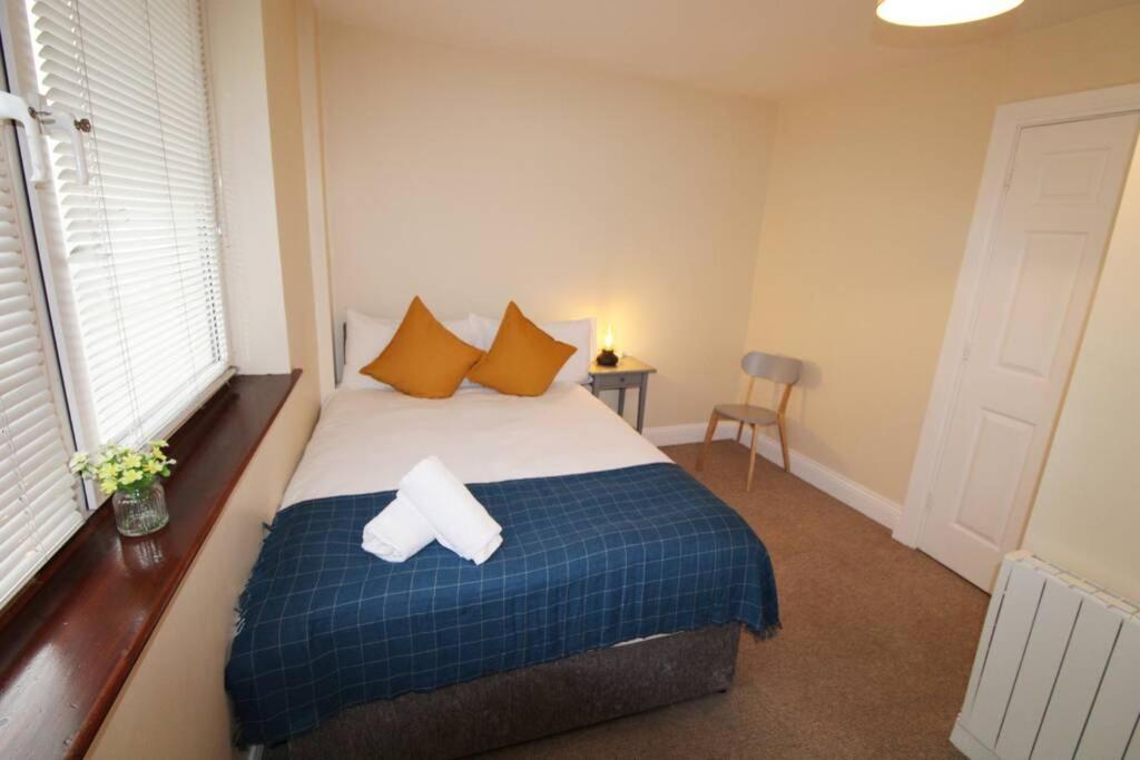 Апартаменты Large 3 Bed, Galway City Centre Экстерьер фото